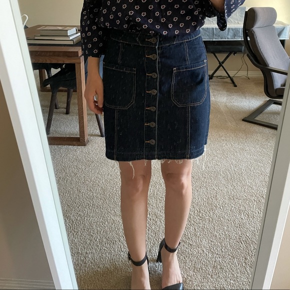 Denim Mini Skirt with Pockets and front buttons - Picture 2 of 16